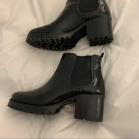 LF Jane and the Shoe Black Patent Chelsea Booties - Picture 2 of 9